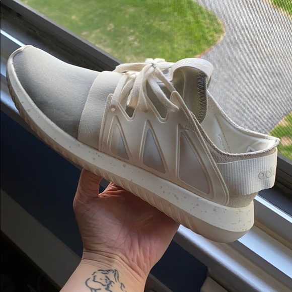 Adidas Original Tubular Viral Shoe - Picture 5 of 8